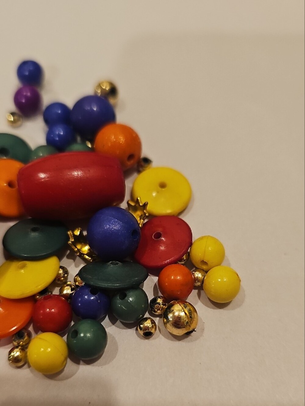 Colorful Mixed Beads Lot- Multi-Color - Picture 2 of 3